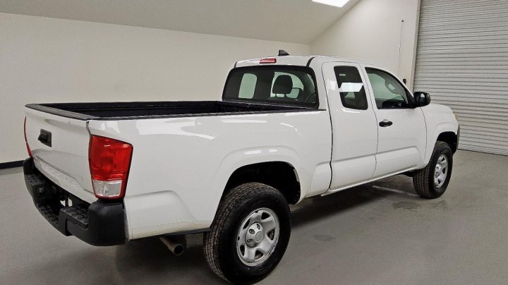 Toyota TACOMA  2016