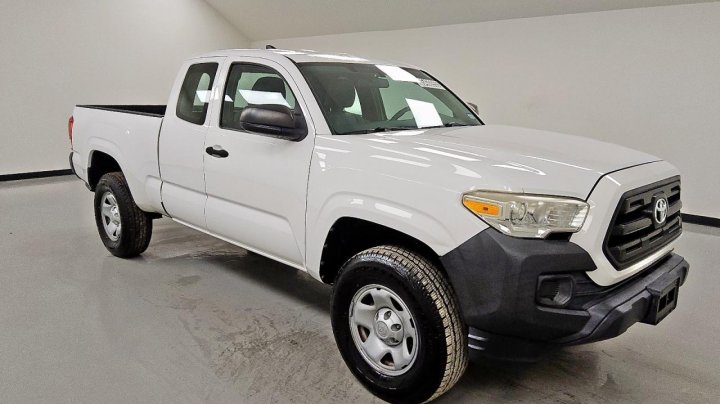 Toyota TACOMA  2016