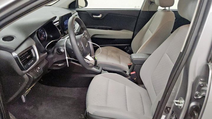KIA RIO  2023