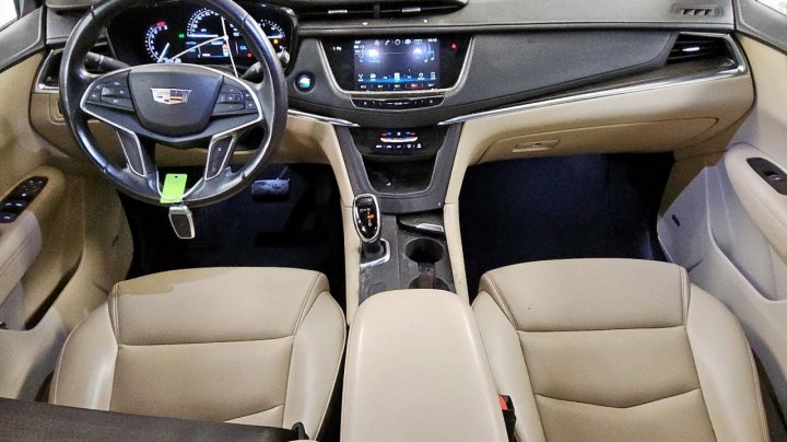 Cadillac XT5  2018