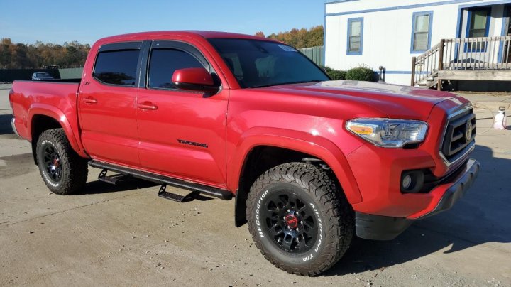 Toyota TACOMA  2022