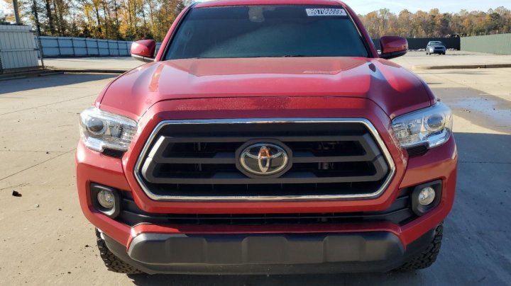 Toyota TACOMA  2022
