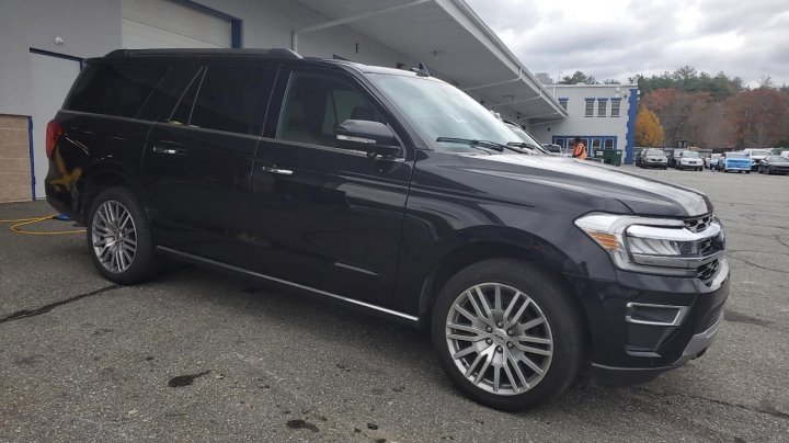 Ford EXPEDITION  2023