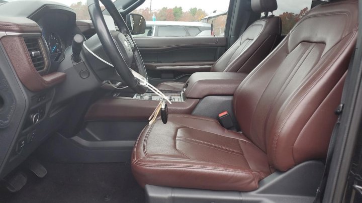 Ford EXPEDITION  2023
