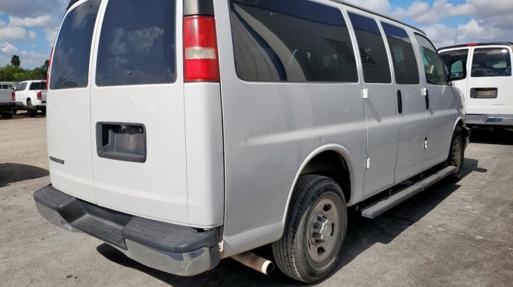 Chevrolet EXPRESS G2500  2017
