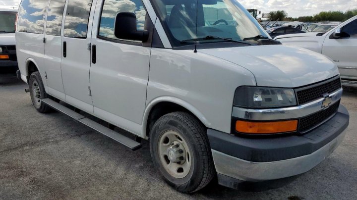 Chevrolet EXPRESS G2500  2017