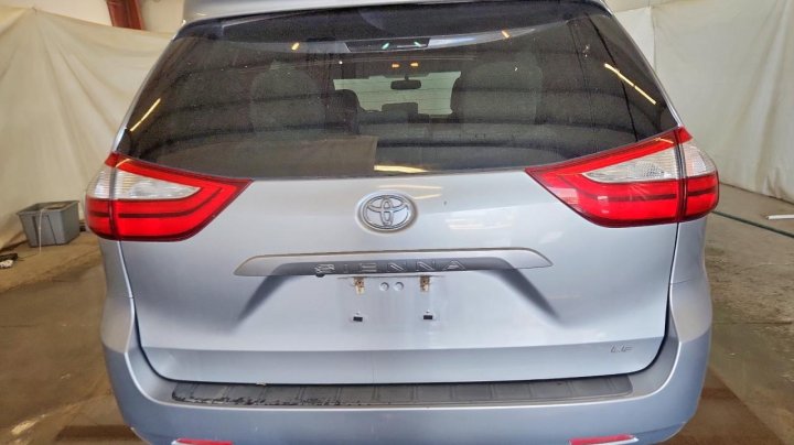Toyota SIENNA  2016