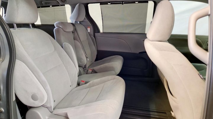 Toyota SIENNA  2015