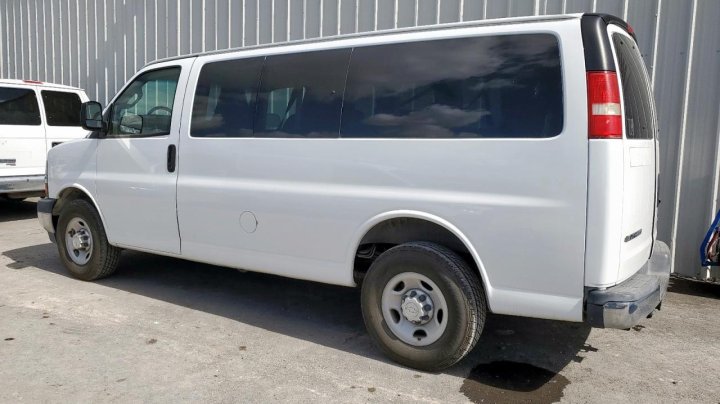 Chevrolet EXPRESS G2500  2017