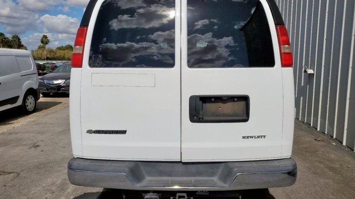 Chevrolet EXPRESS G2500  2017