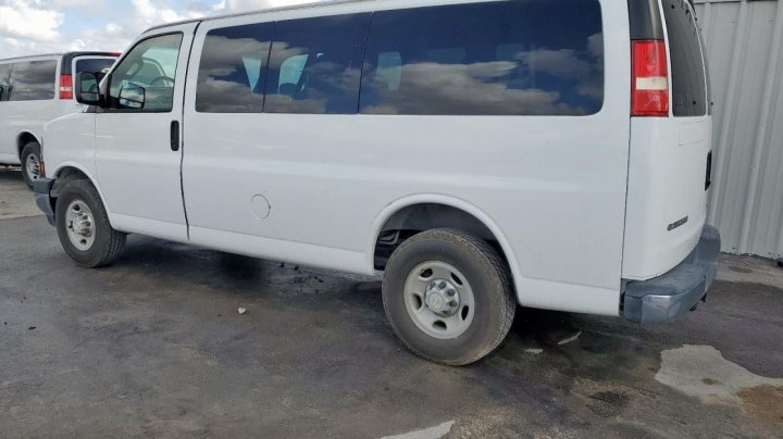 Chevrolet EXPRESS G2500  2017