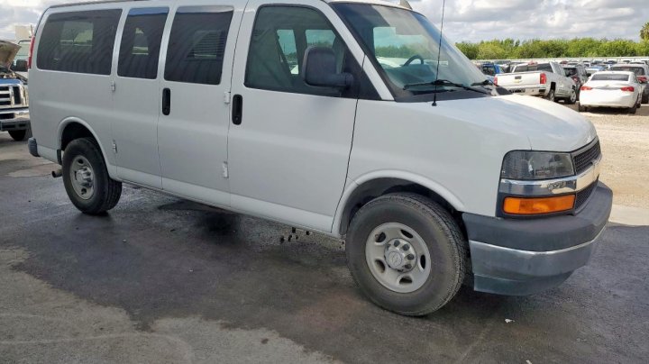 Chevrolet EXPRESS G2500  2017
