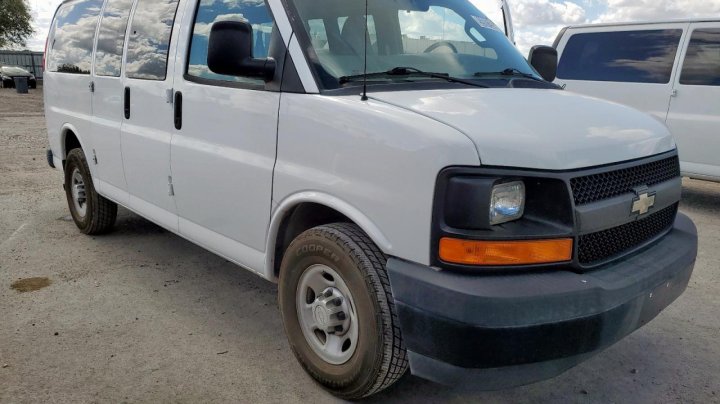 Chevrolet EXPRESS G2500  2017