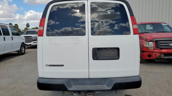 Chevrolet EXPRESS G2500  2017
