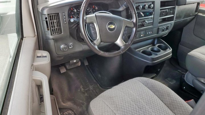 Chevrolet EXPRESS G2500  2017