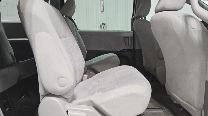 Toyota SIENNA  2016