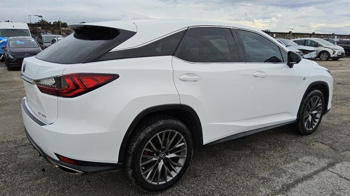 Lexus RX  2020