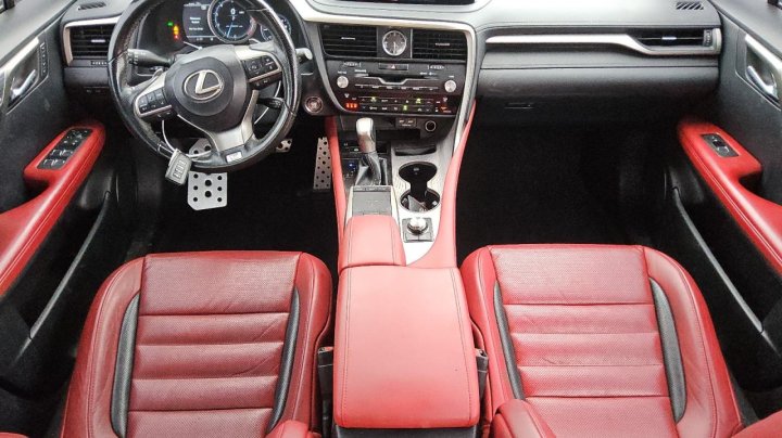 Lexus RX  2020