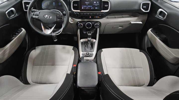 Hyundai Venue  2025
