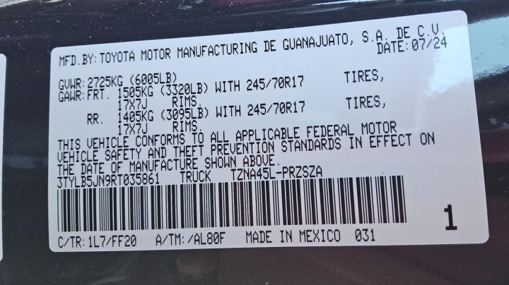 Toyota TACOMA  2024