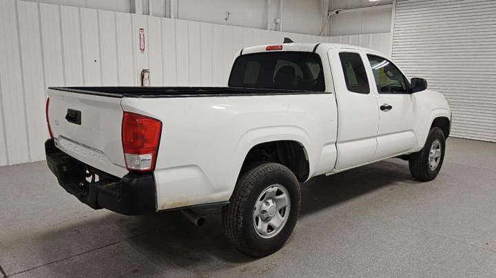 Toyota TACOMA  2016