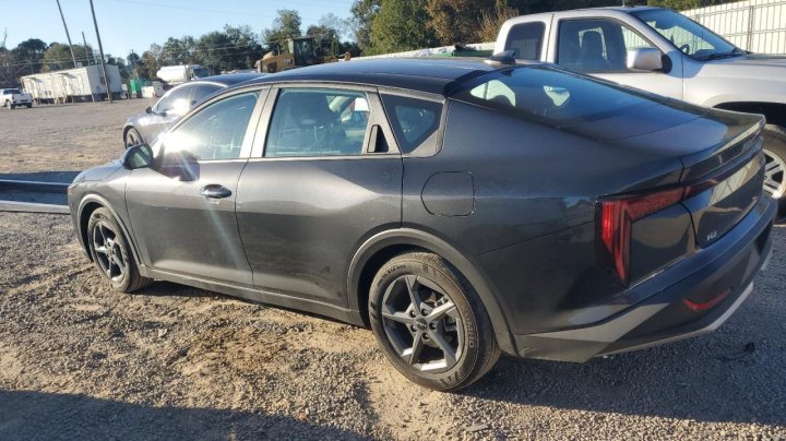 KIA K4  2025