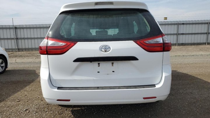Toyota SIENNA  2017