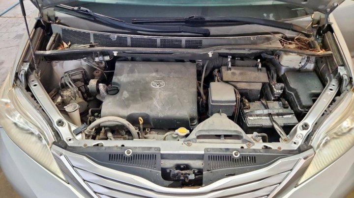 Toyota SIENNA  2016
