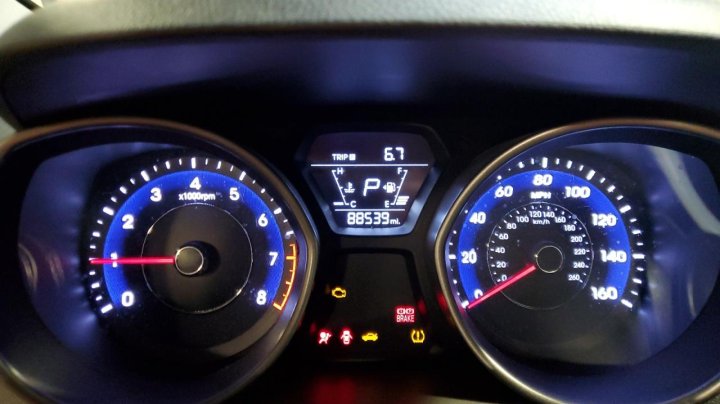 Hyundai Elantra  2015