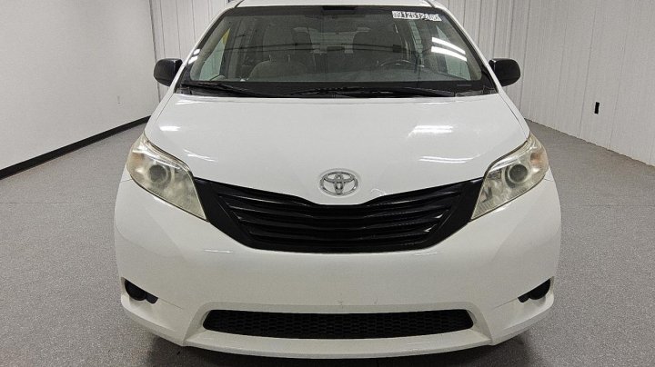 Toyota SIENNA  2017