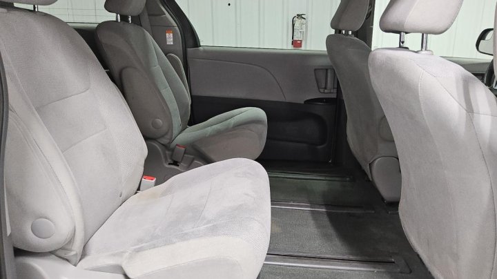 Toyota SIENNA  2016