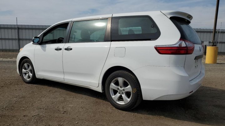 Toyota SIENNA  2017