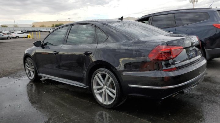 Volkswagen PASSAT  2018