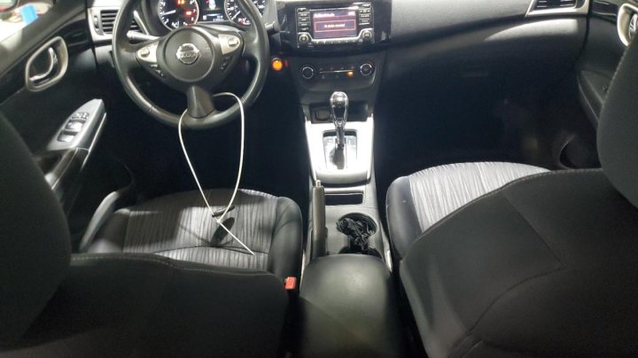 Nissan Sentra  2017