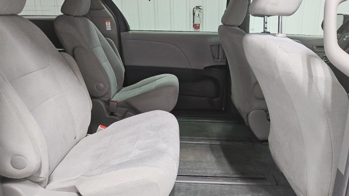 Toyota SIENNA  2016