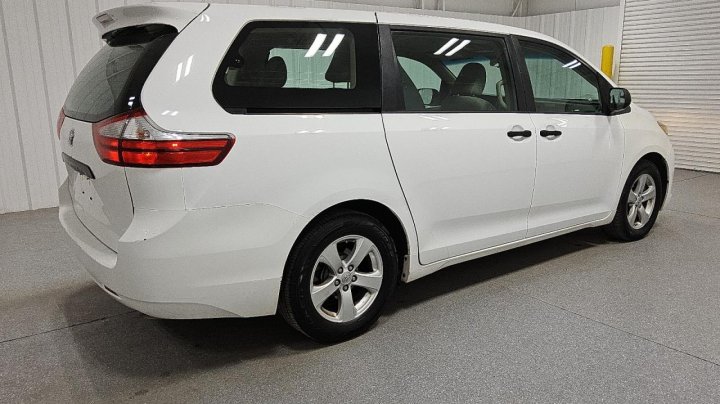 Toyota SIENNA  2017