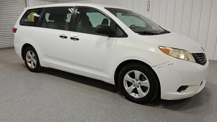 Toyota SIENNA  2017