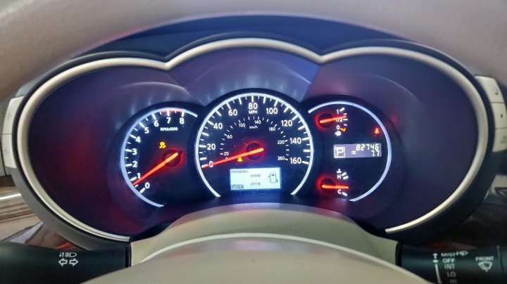 Nissan Quest  2015