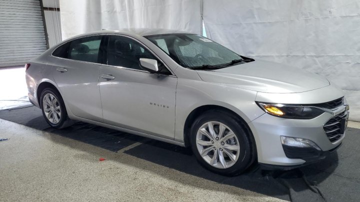 Chevrolet Malibu  2020