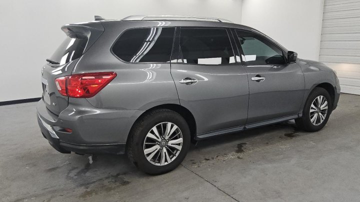Nissan Pathfinder  2019