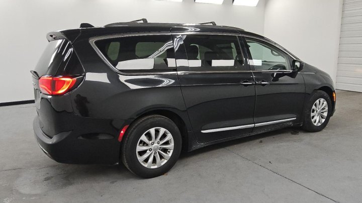 CHRYSLER Pacifica  2018