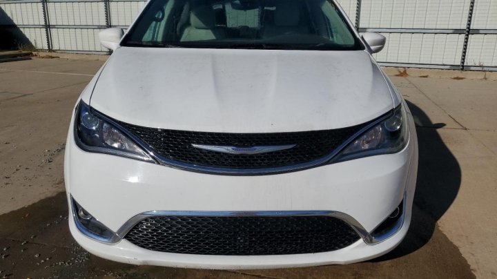 CHRYSLER Pacifica  2017