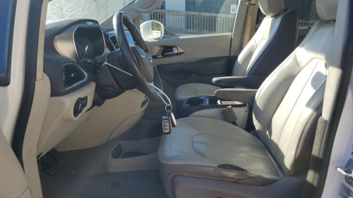CHRYSLER Pacifica  2017