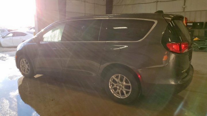 CHRYSLER VOYAGER  2022