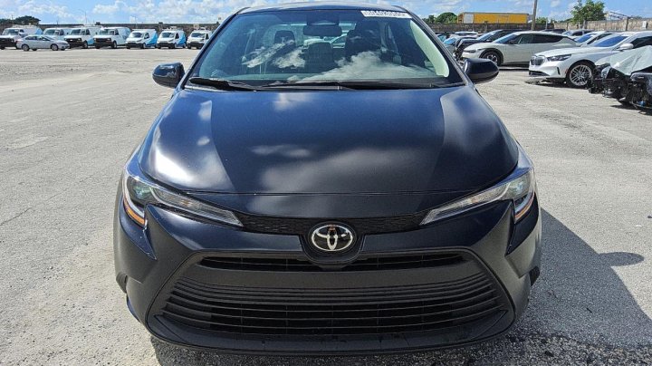 Toyota Corolla  2024