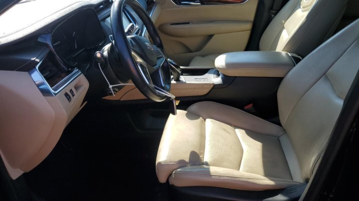 Cadillac XT5  2017