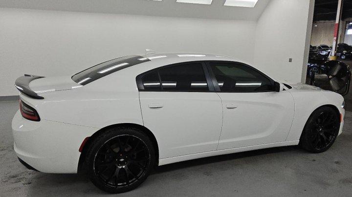 Dodge Charger  2017