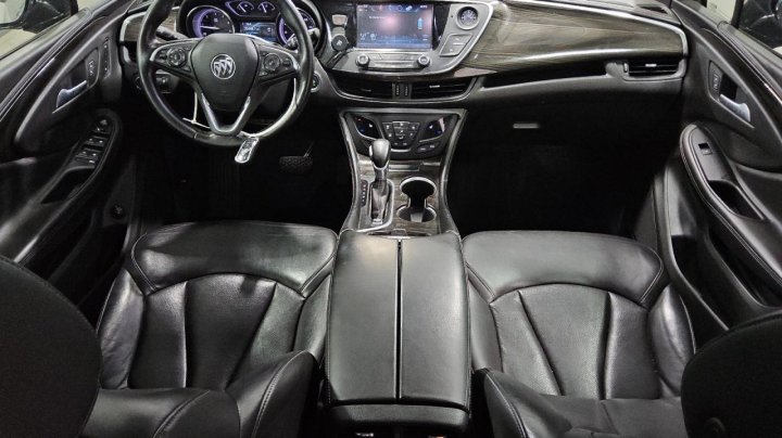 Buick Envision  2020