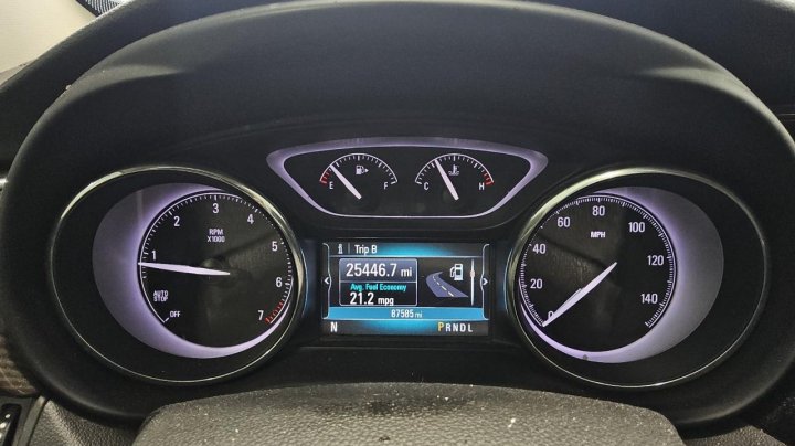 Buick Envision  2020