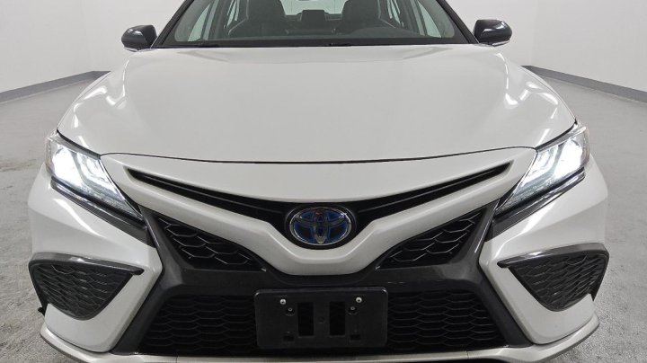 Toyota Camry  2023